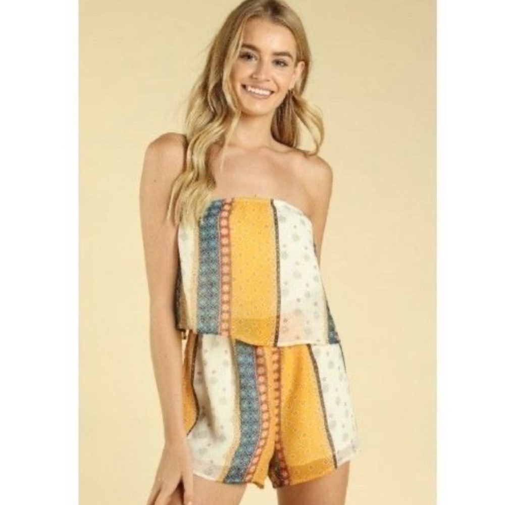 Flouncey Printed Strapless Romper - Small - NWT